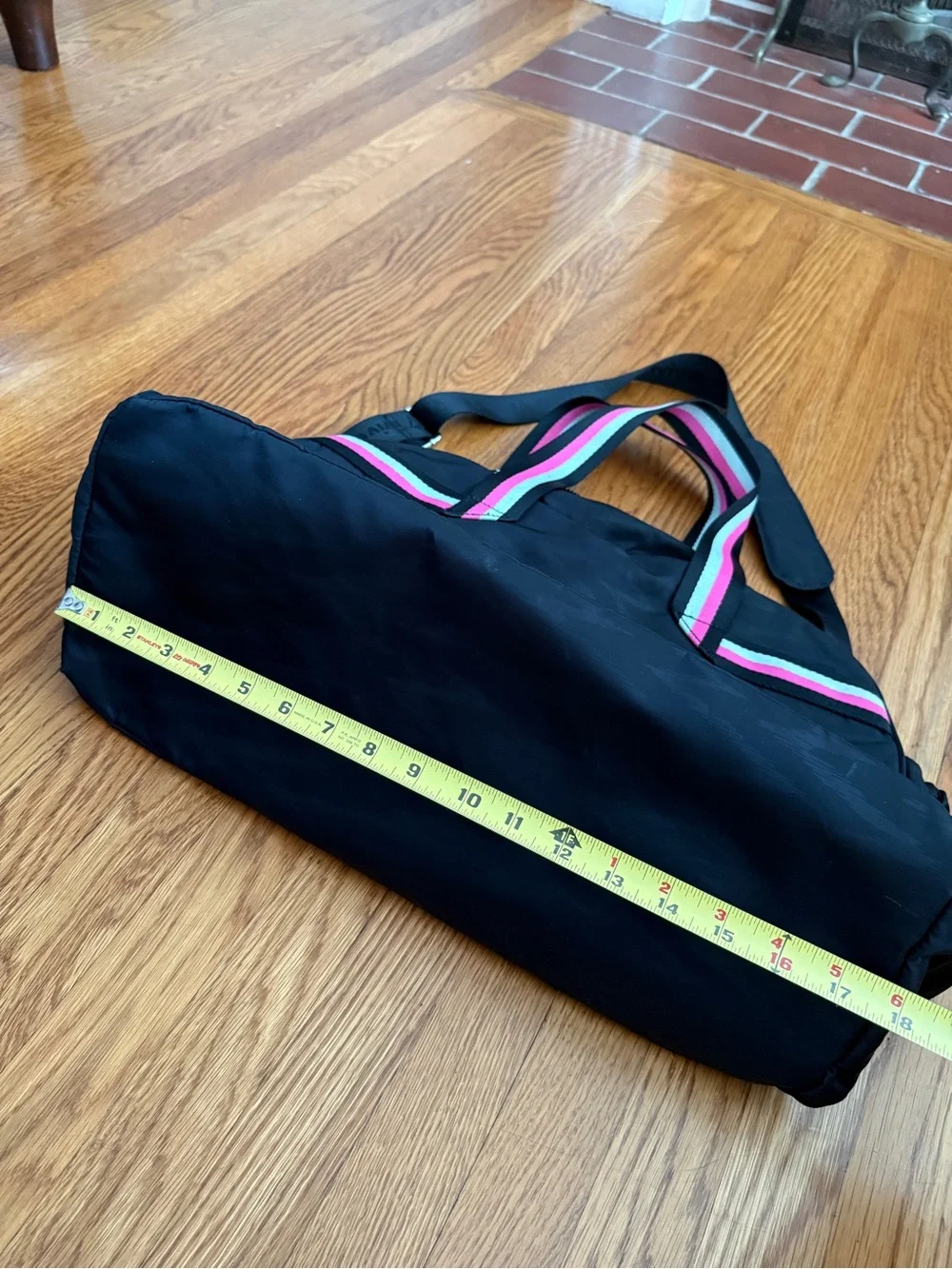 Ivivva by Lululemon got game black and pink duffle bag